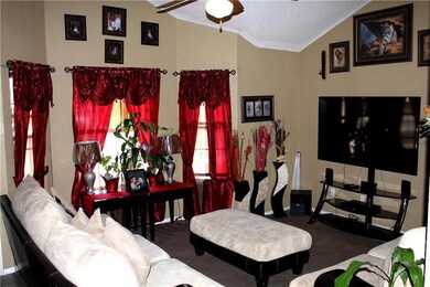 14501 Thayer Pease Ave, Horizon City, TX 79928 - photo 7