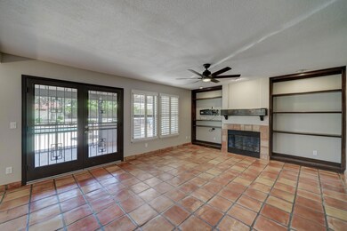 13827 N 19th Pl-7