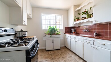 4501 W Crittenden Ln-8