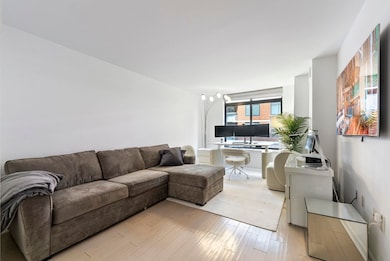 The Sky Club unit 13M, Hoboken, NJ 07030 - photo 4