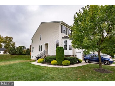 339 Huntington Dr unit 339, Delran, NJ 08075 - photo 2