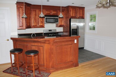 2414 Barracks Place unit 3, Charlottesville, VA 22901 - photo 2