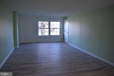 7640 Tremayne Place unit 204, McLean, VA 22102 - photo 6