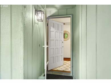 Entrance/Foyer