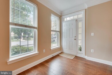 127 Chevy Chase St unit 127, Gaithersburg, MD 20878 - photo 2