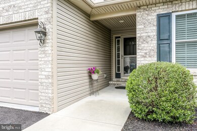 35 Keswick Dr, Mechanicsburg, PA 17050 - photo 3