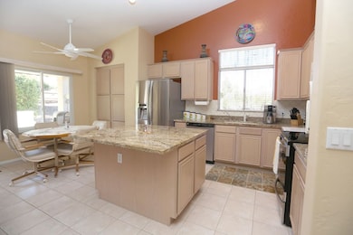 262 S FILLY CIRCLE KITCHEN