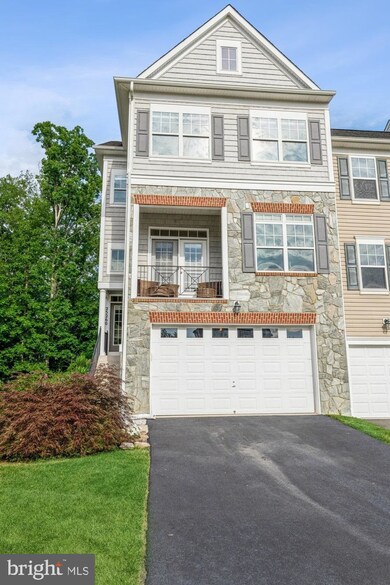 25260 Celest Terrace, Chantilly, VA 20152 - photo 2