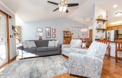 N43W32953 Rasmus Rd unit 3-H, Nashotah, WI 53058 - photo 7