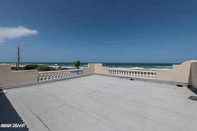 Ocean Front Outdoor Terrace!