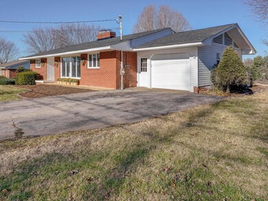 509 E Main St Jonesborough MLS003