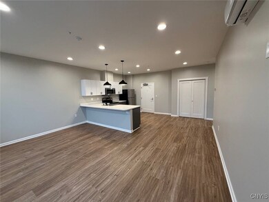 214 Kinne St unit 210, East Syracuse, NY 13057 - photo 4