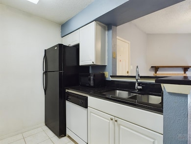 114 E 31st St unit 113, Austin, TX 78705 - photo 6