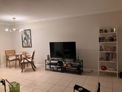 194 Kent L, West Palm Beach, FL 33417 - photo 5