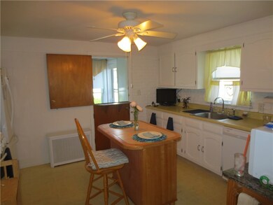 150 Crescent Ave, Cranston, RI 02910 - photo 2