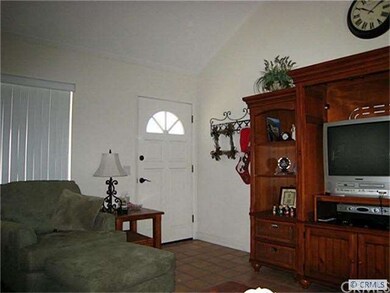Front entry. (Note: Photo is prior to tenant movin