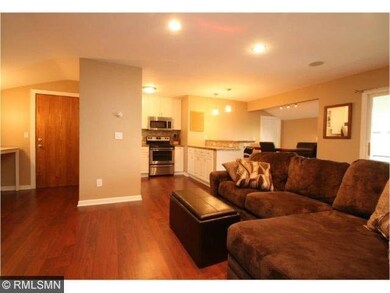 1301 1301 W 82nd St, Bloomington, MN 55420 - photo 6