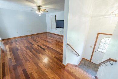 013P1452328