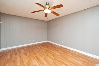 1541 Rainbow Ln, Warrior, AL 35180 - photo 7