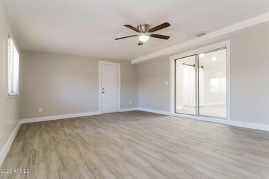 4309 N 72nd Ln, Phoenix, AZ 85033 - photo 5