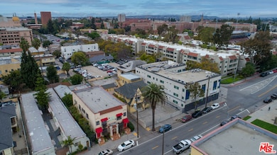 716 W 30th St, Los Angeles, CA 90007 - photo 3