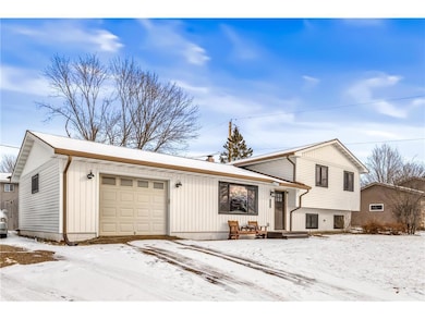 12930 Thomas St, Osseo, WI 54758 - photo 4