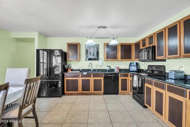 11529 W Bloomfield Rd-9