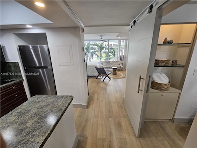 Brickell Bay Towers Condominium unit 316, Miami, FL 33131 - photo 7