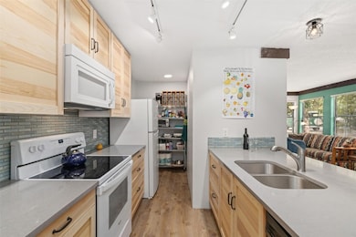 Longbranch unit 107, Breckenridge, CO 80424 - photo 4