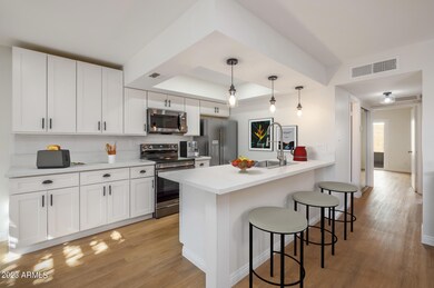 7)KITCHEN_