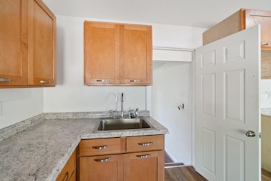 122-N-State-St-Neshkoro-WI-54960-WindowS