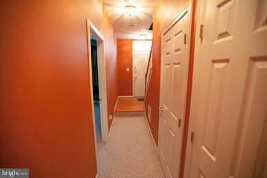 42839 Sykes Terrace, Chantilly, VA 20152 - photo 2