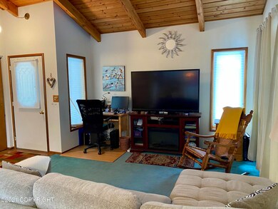 Great nook for tv
