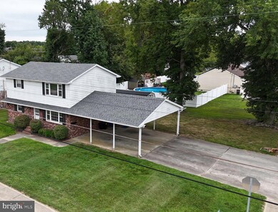 65 Dunn Ln unit 2ND FL, Pennsville, NJ 08070 - photo 2