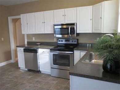 50 Princeton St, Springfield, MA 01109 - photo 4