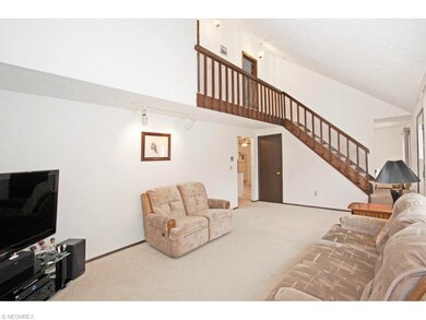 686 Rowelyn Ave, Sheffield Lake, OH 44054 - photo 5