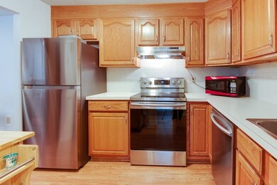 B1 Colonial Dr unit 3, Andover, MA 01810 - photo 3