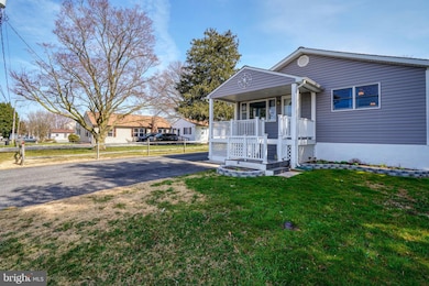 13211 Powderdale Ave, Middle River, MD 21220 - photo 5