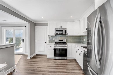 14-Kitchen
