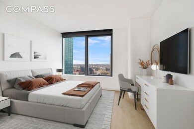 Skyline Tower unit 2911, Long Island City, NY 11101 - photo 5