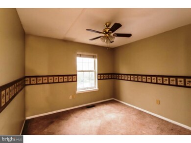 1301 Reagan Ct unit 1301, Norristown, PA 19403 - photo 2