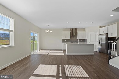 9907 Oxon Creek Ct, Middle River, MD 21220 - photo 7