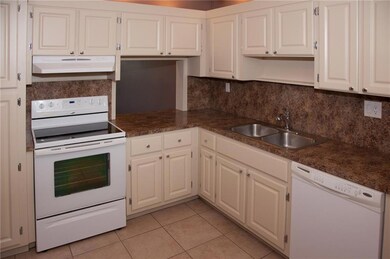 6095 N Sabal Palm Blvd unit 306, Tamarac, FL 33319 - photo 4