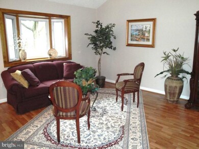 811 Chestnut Tree Dr, Annapolis, MD 21409 - photo 6