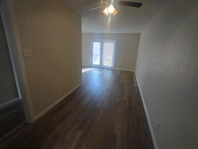 7816 Romney Rd unit 3, Fort Worth, TX 76134 - photo 5