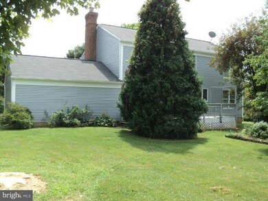 602 Prides Crossing, Shenandoah Junction, WV 25442 - photo 3