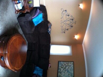 100 Kelso Ct, Chalfont, PA 18914 - photo 3