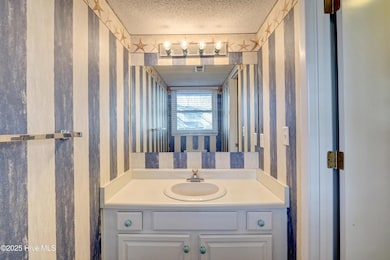 P6211792_3_4_5_6_7_8