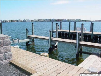 284 Dutchmans Point Rd, Mantoloking, NJ 08738 - photo 3