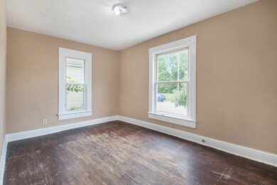 616 8th St, Elkhart, IN 46516 - photo 4